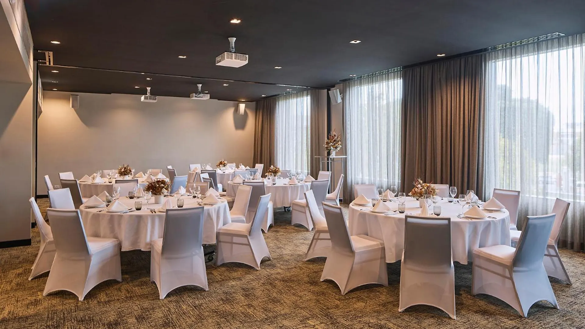 Rydges Fortitude Valley Брисбен Австралия