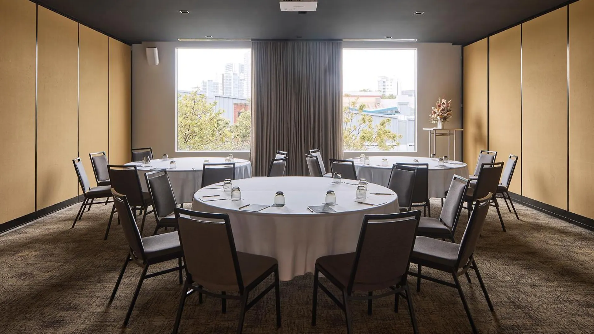 Rydges Fortitude Valley Брисбен