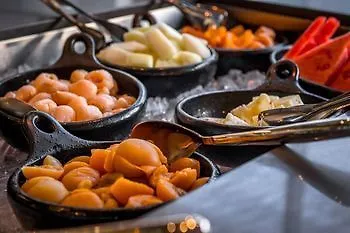 **** Отель Rydges Fortitude Valley Брисбен Австралия